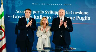 Firmato l'Accordo di Coesione per 470 progetti in Puglia, con investimenti in imprese, ambiente, infrastrutture e welfare.